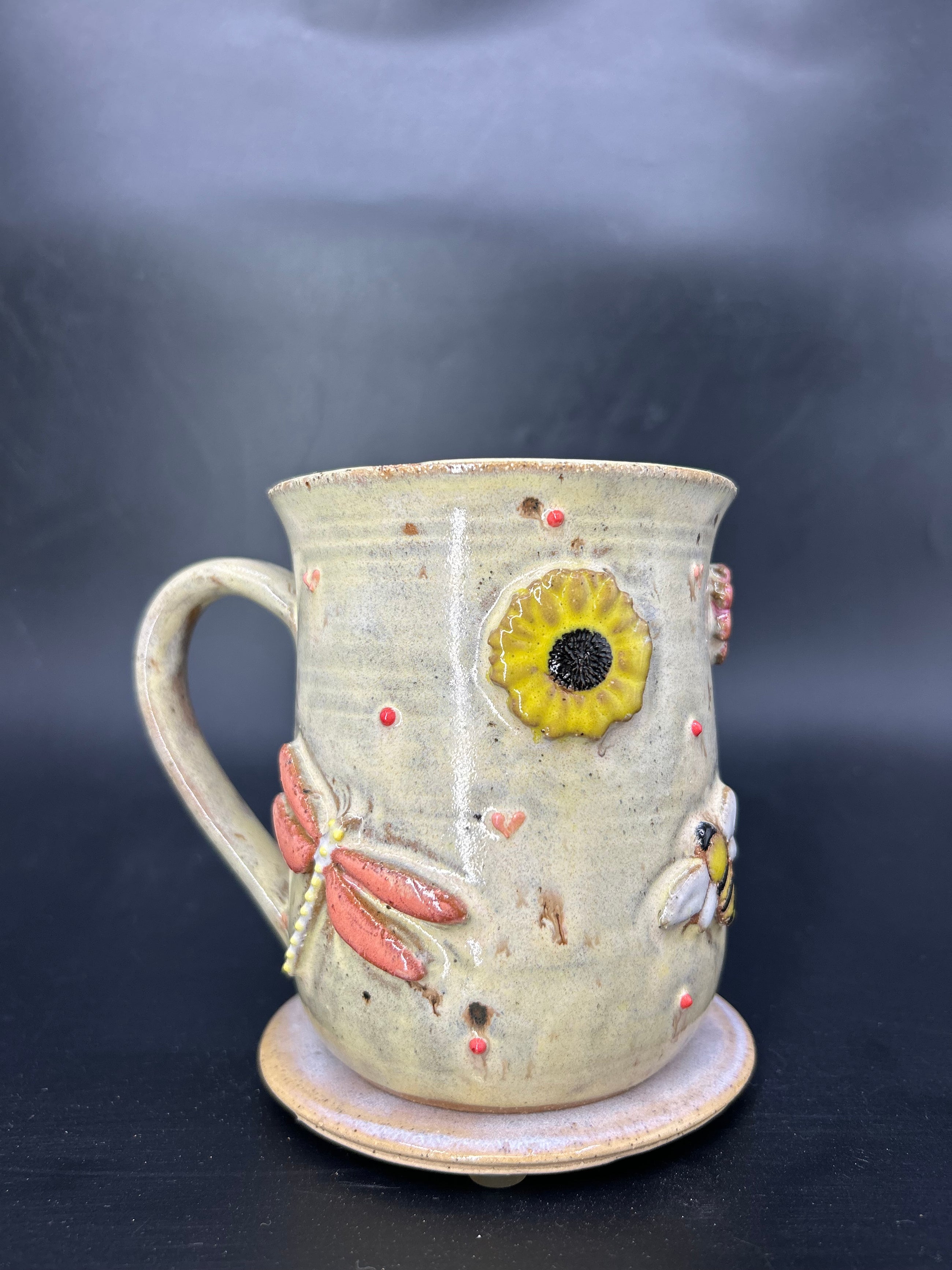 LARGE WRAP AROUND bee / flower / dragonfly / butterfly mug 10