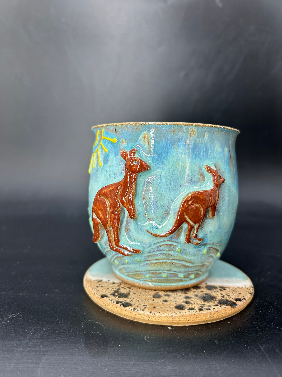 MEDIUM- WRAP AROUND Australian wombat / kangaroo mug 6