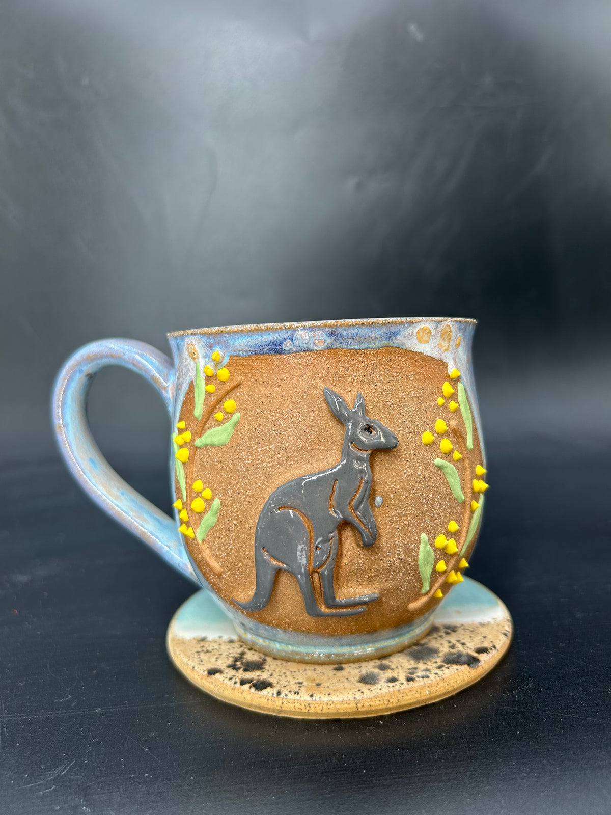 MEDIUM Australian kangaroo mug 6