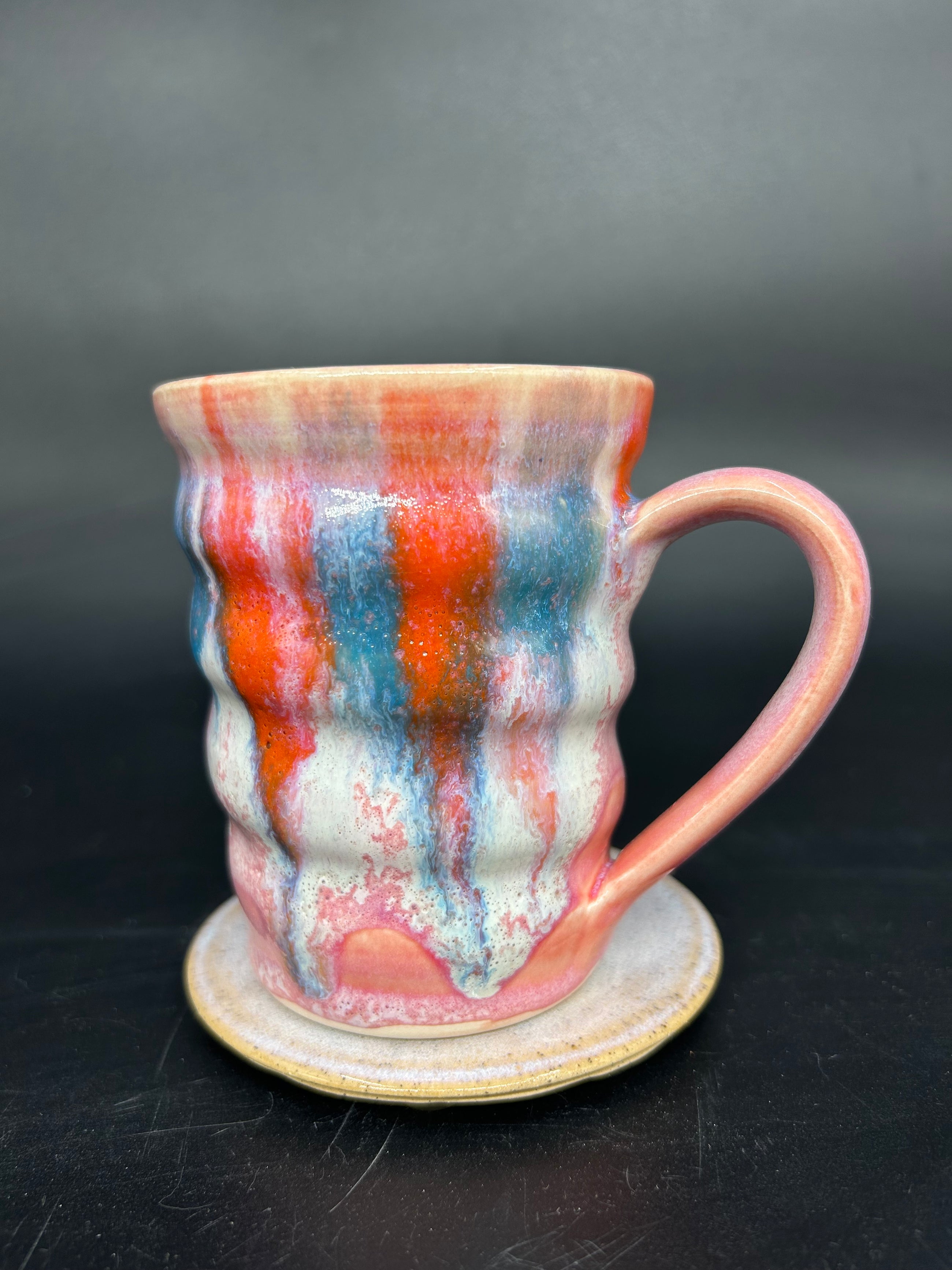MEDIUM Ribbed bubble mug 8