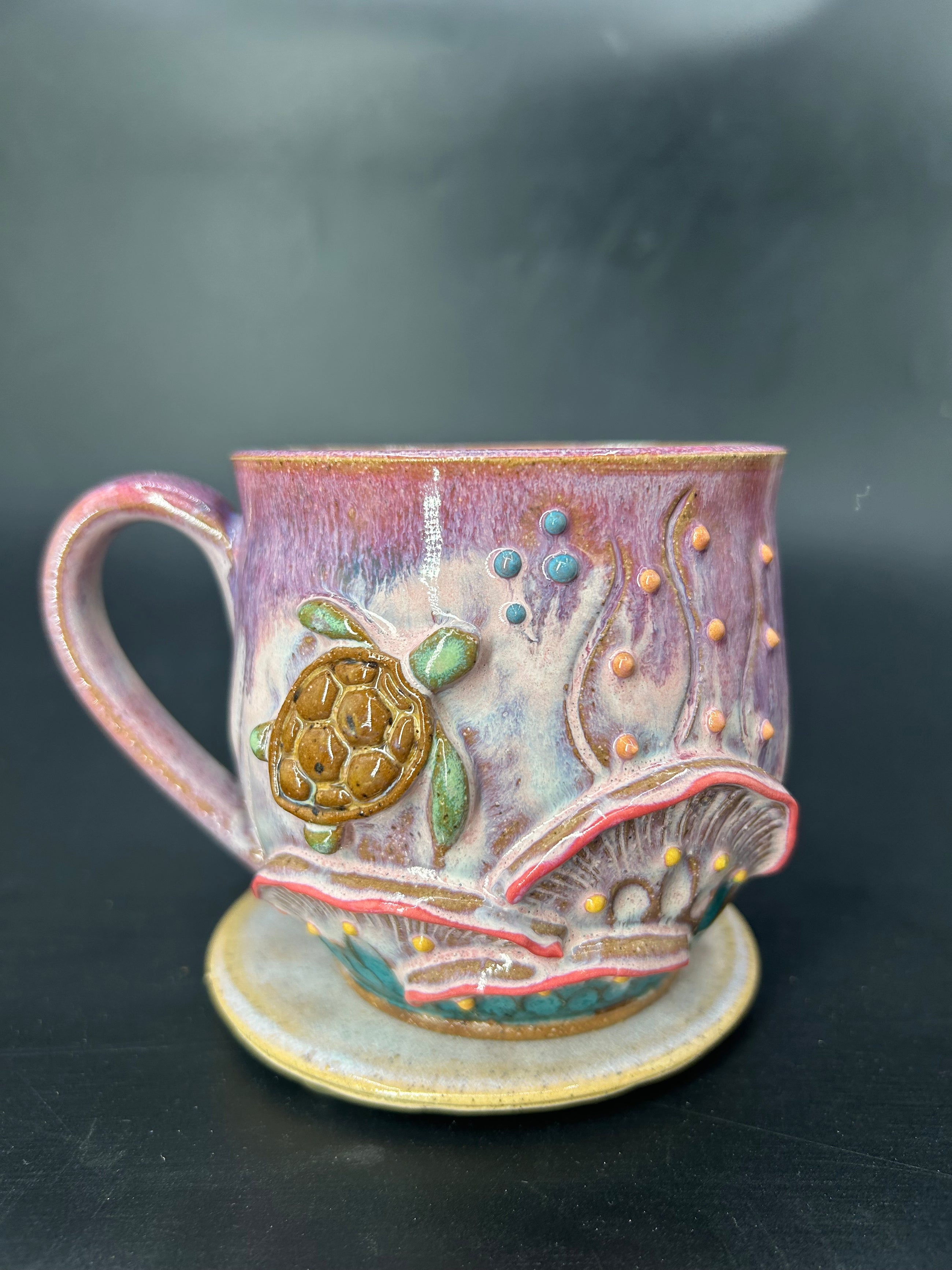 MEDIUM turtle coral mug