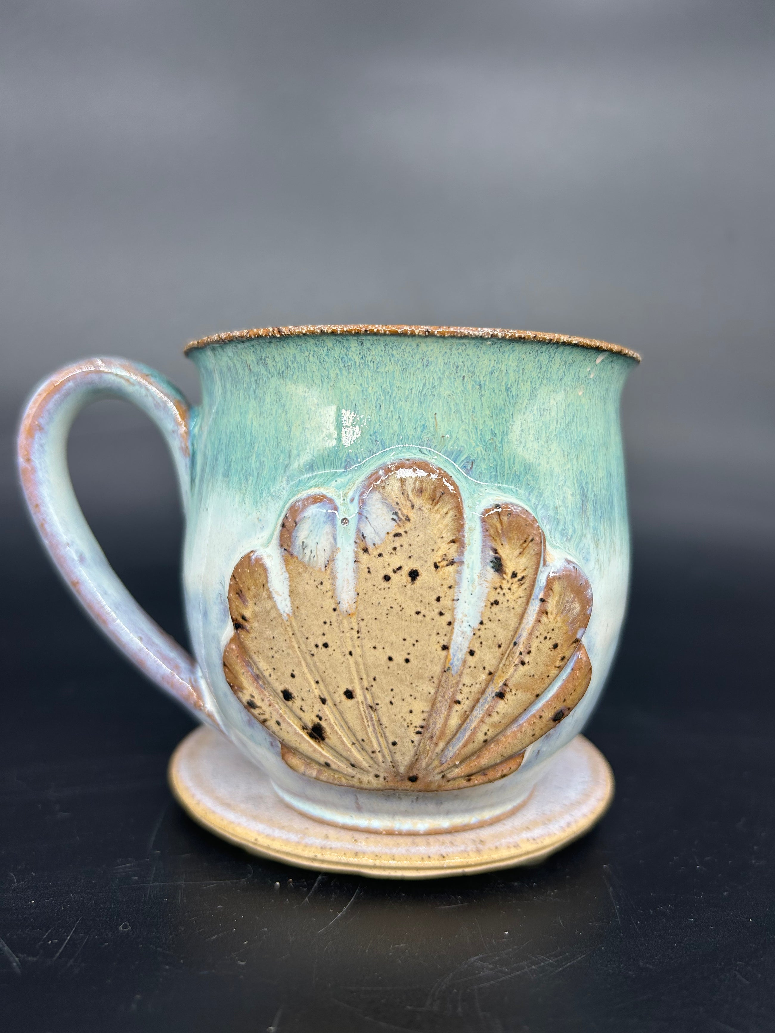 MEDIUM Shell mug 2