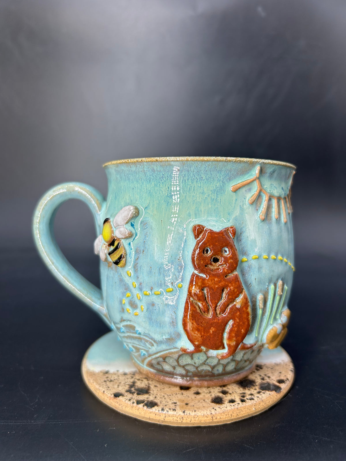 MEDIUM Australian quokka / bee mug 2