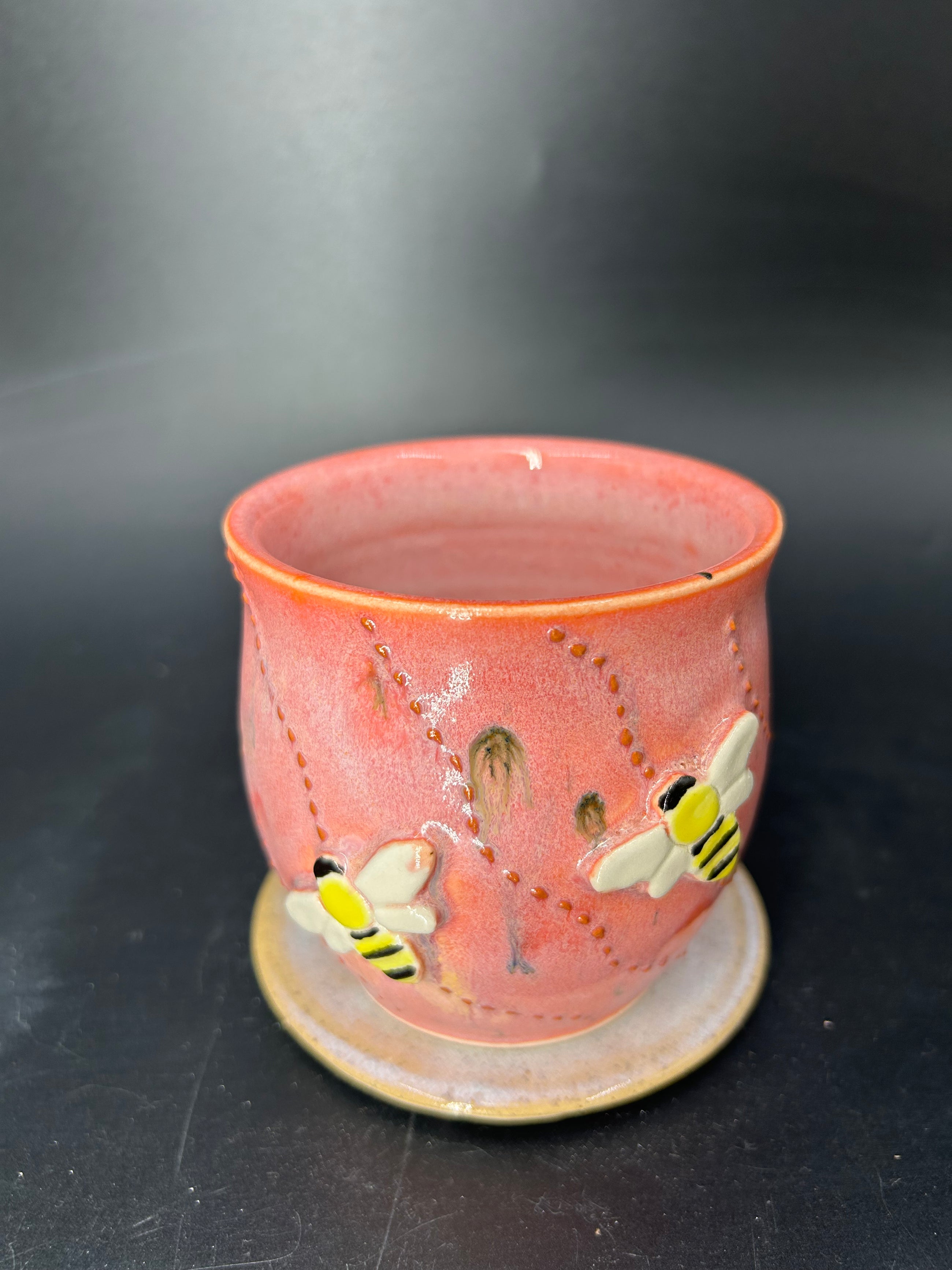 MEDIUM bee TUMBLER