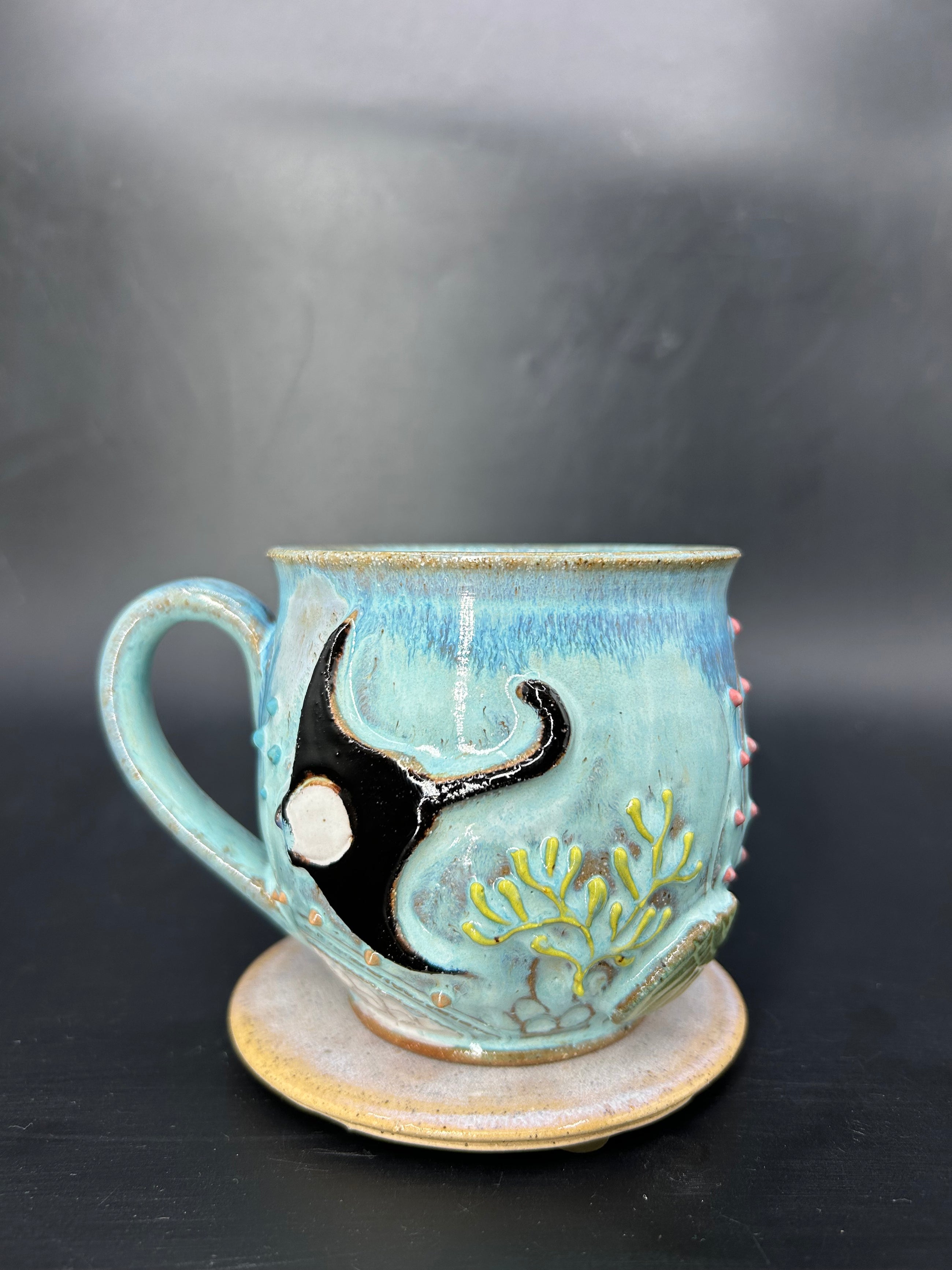 MEDIUM Mantaray mug 1