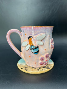 IMPERFECT - bee / flower mug