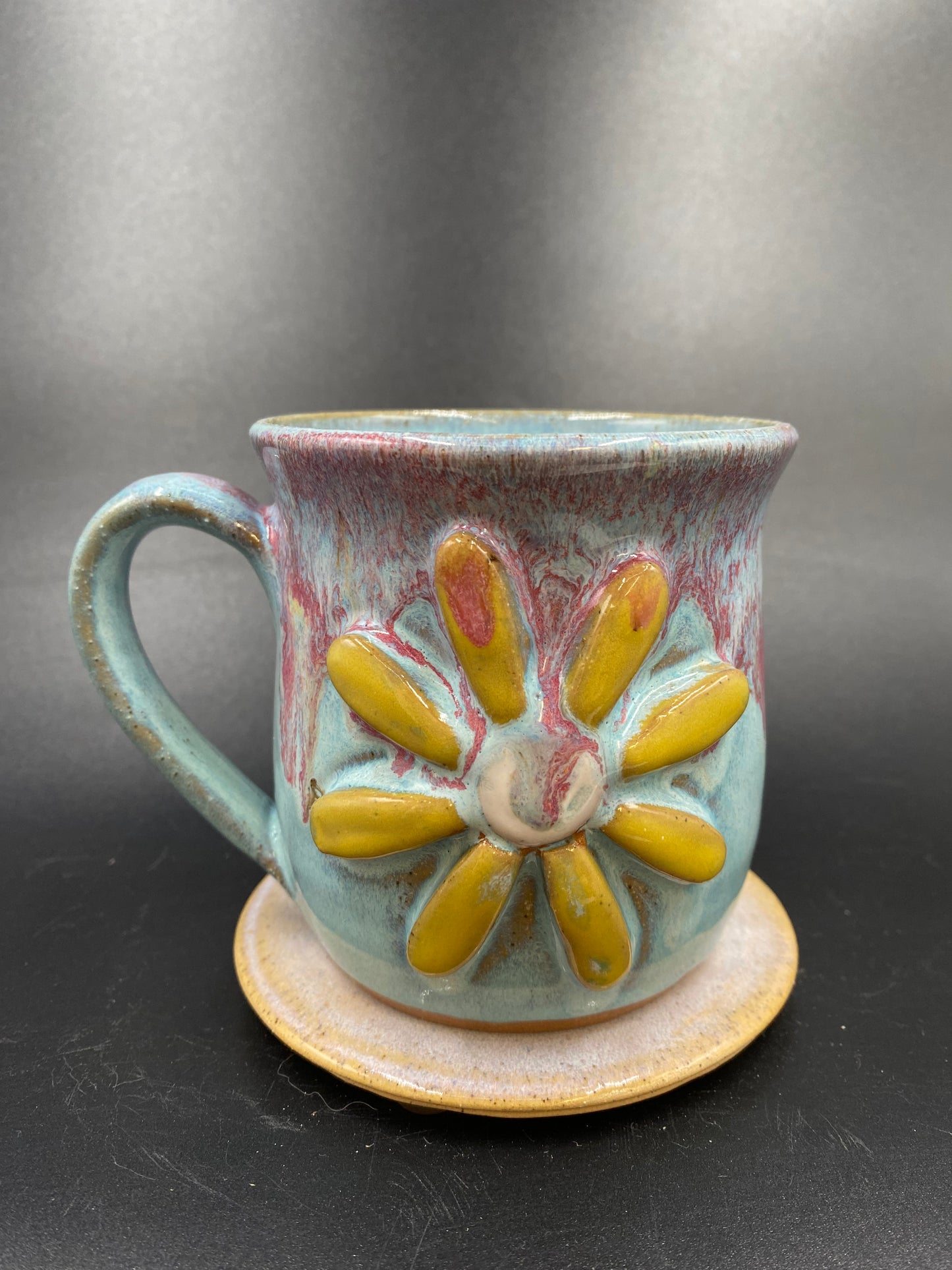 MEDIUM - Daisy Mug 1