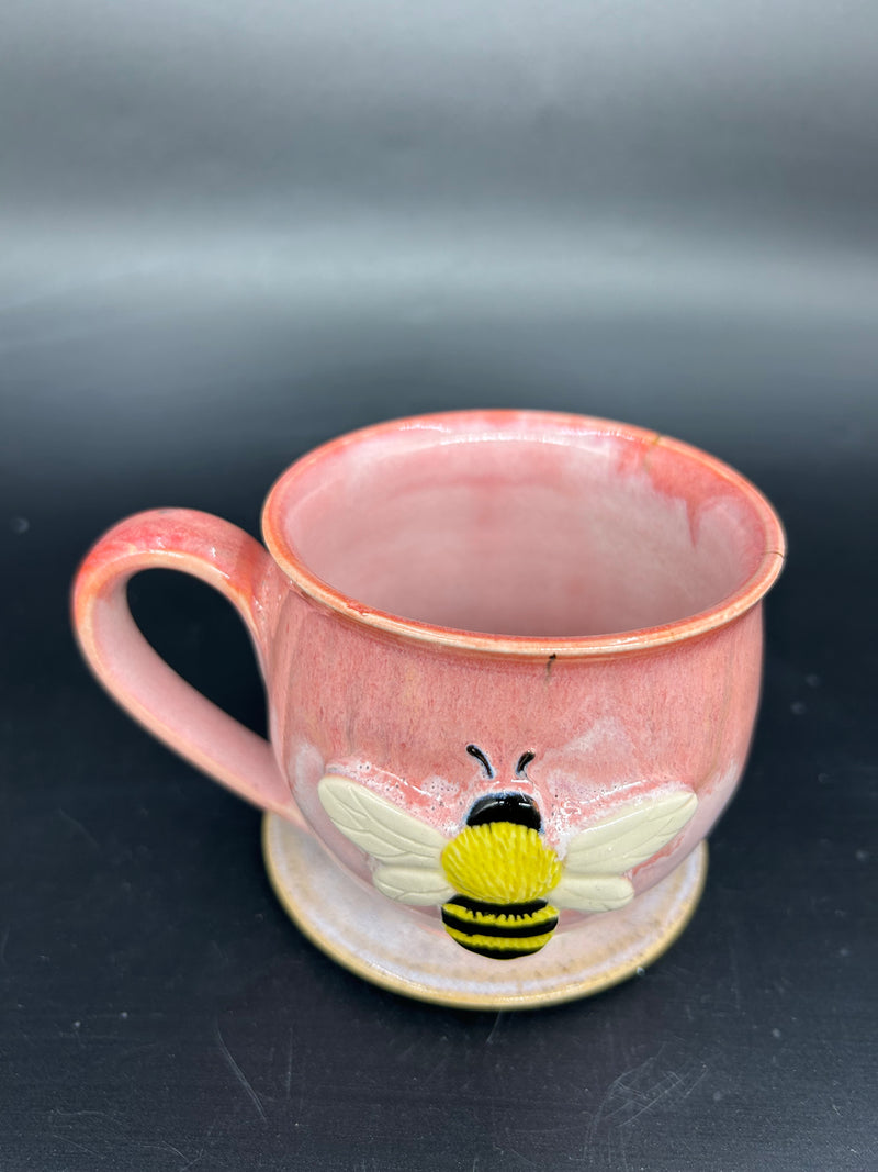 MEDIUM Bee Mug 9