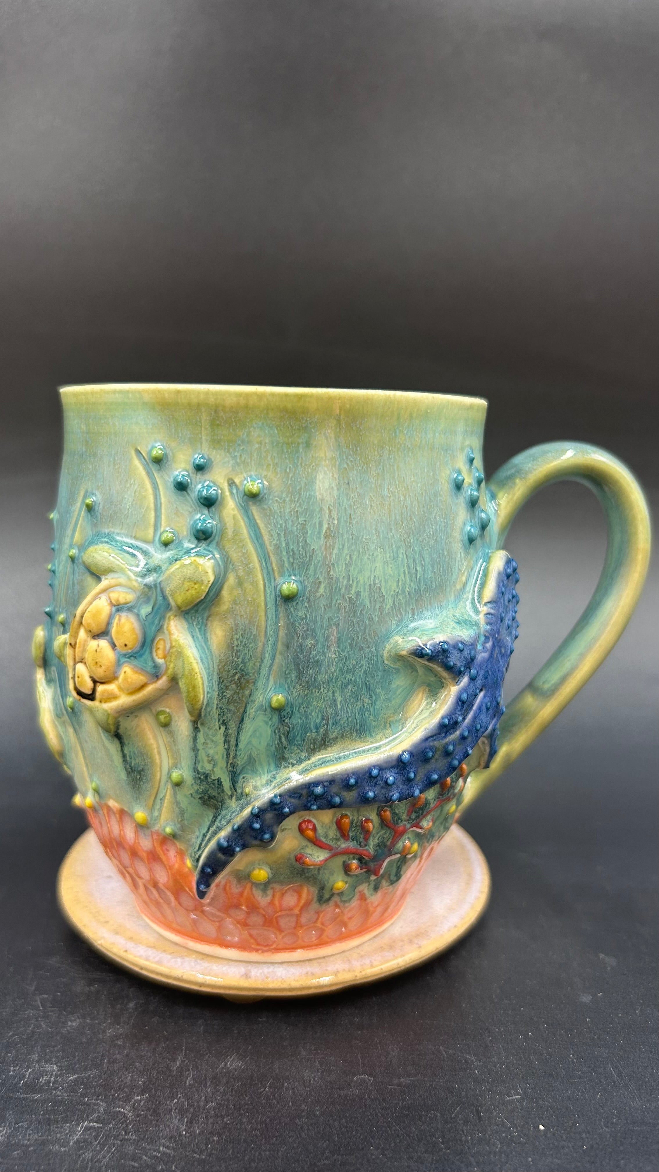 LARGE wrap around whale / turtle mug