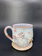 MEDIUM bee / dragonfly mug is 9