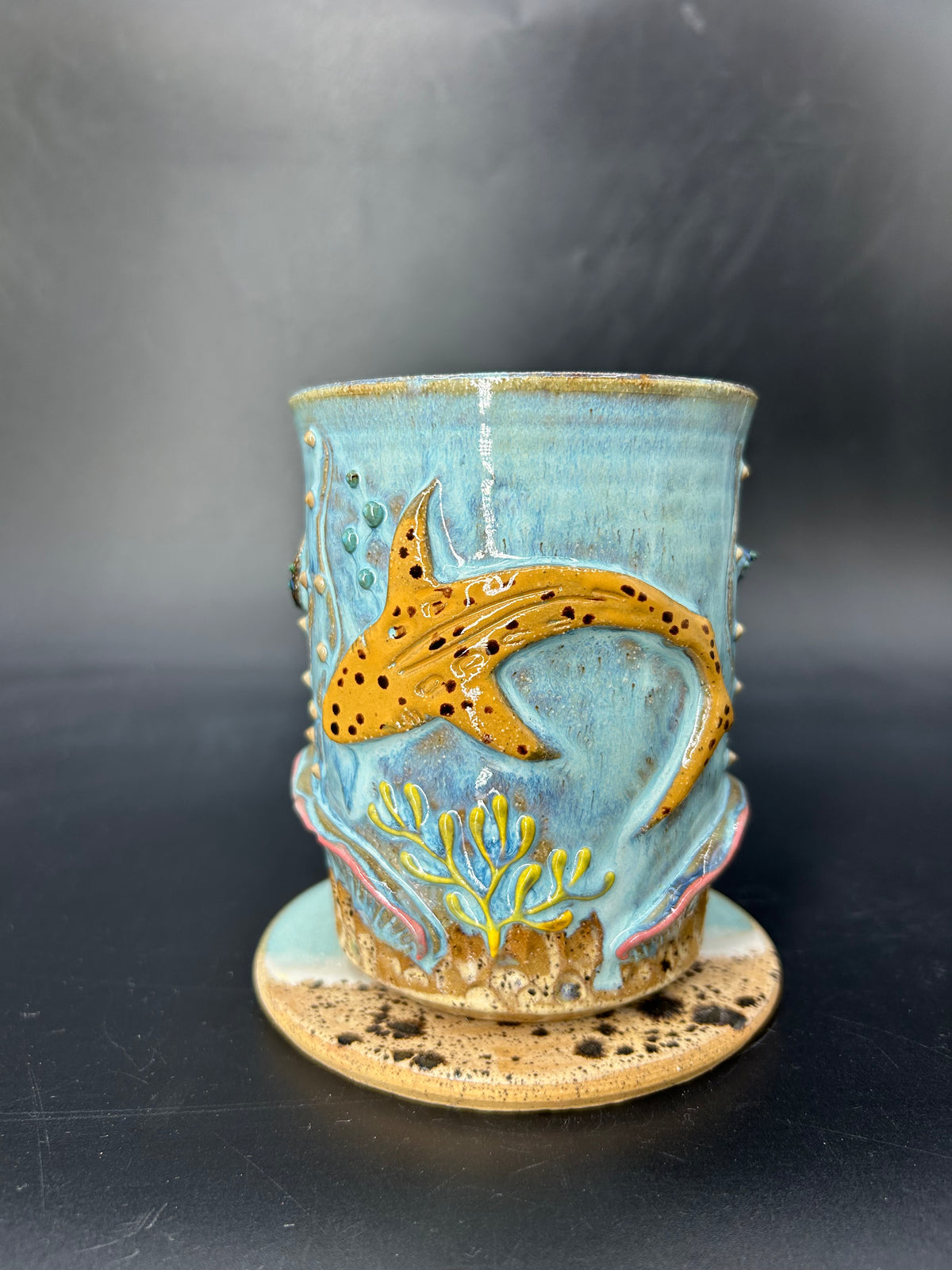 MEDIUM WRAP AROUND - whale shark / leopard shark mug 8