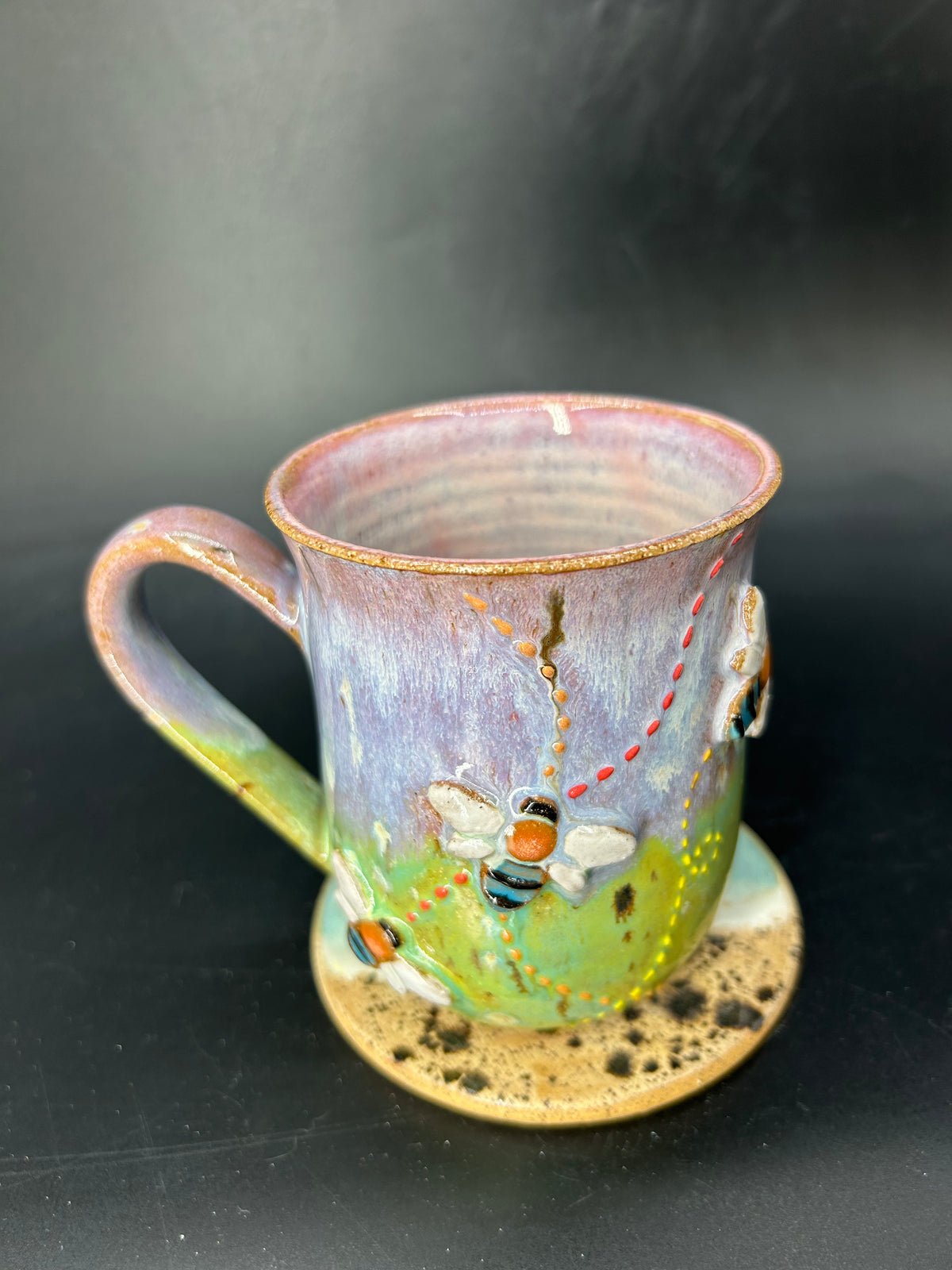 MEDIUM bee mug 2