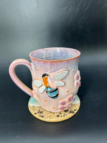 IMPERFECT - bee / flower mug