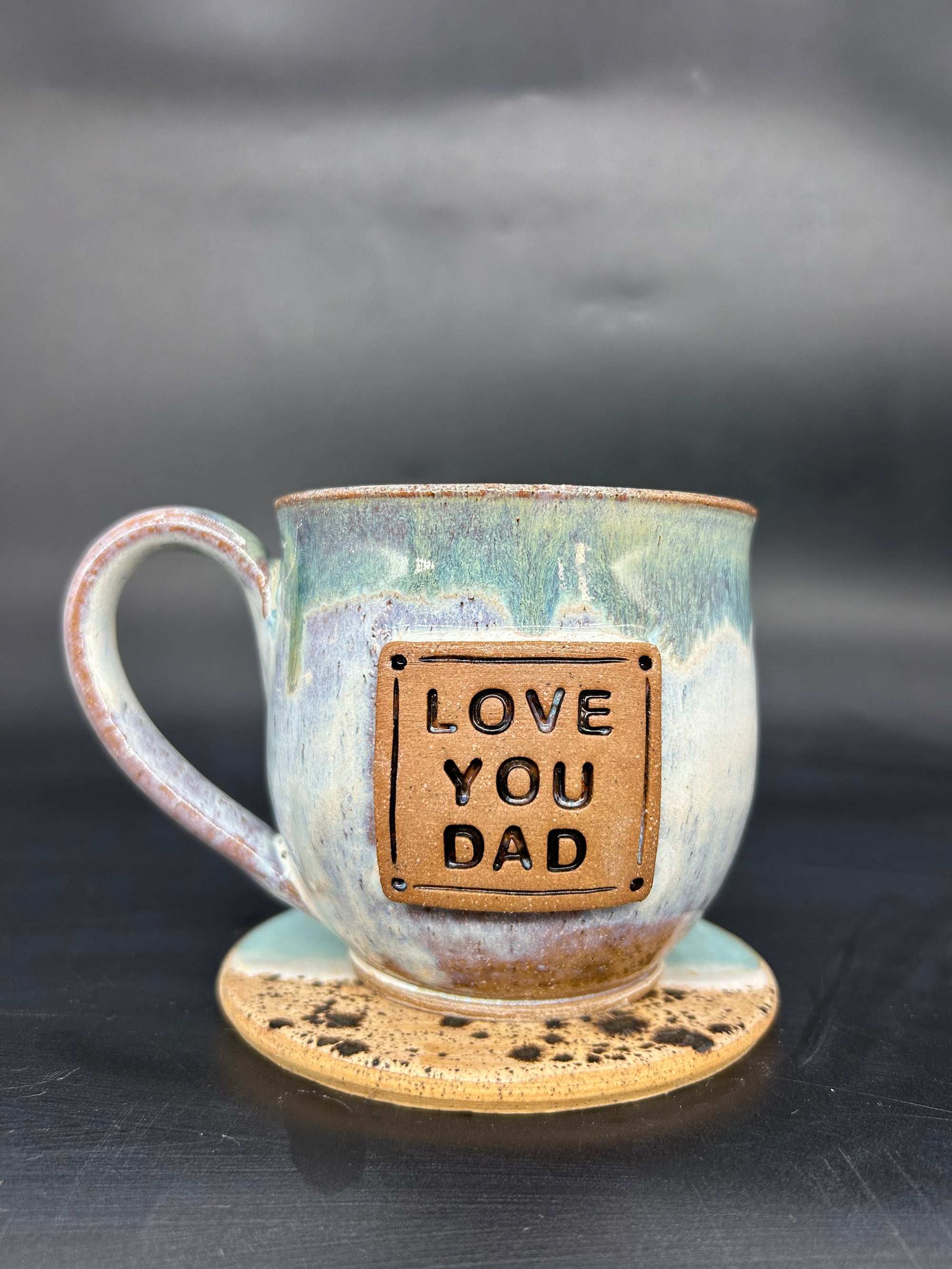 MEDIUM badged mug