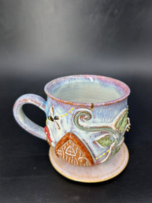MEDIUM fairy door / vine / mushroom / bee mug 7