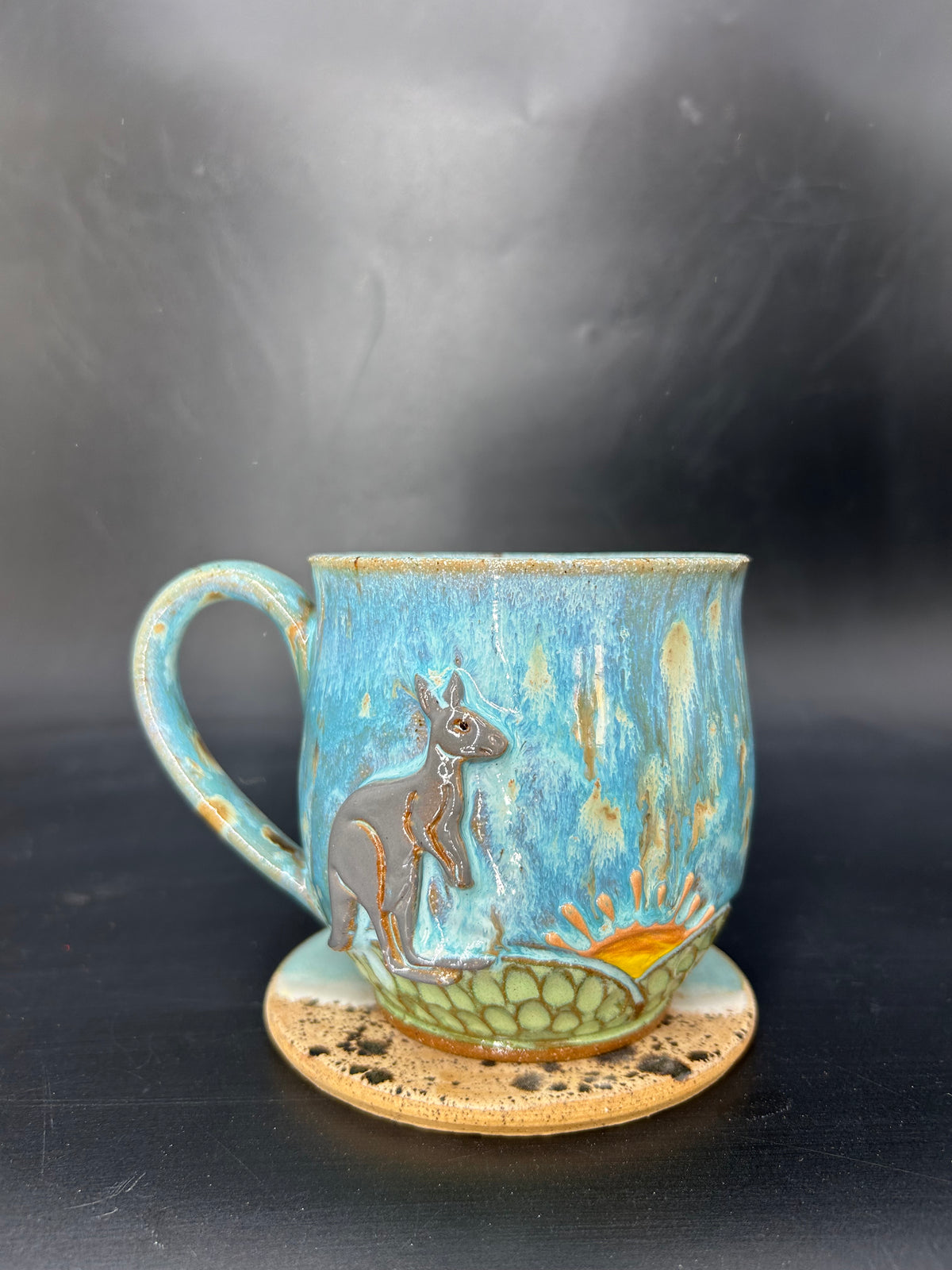 MEDIUM Australian kangaroo mug 1