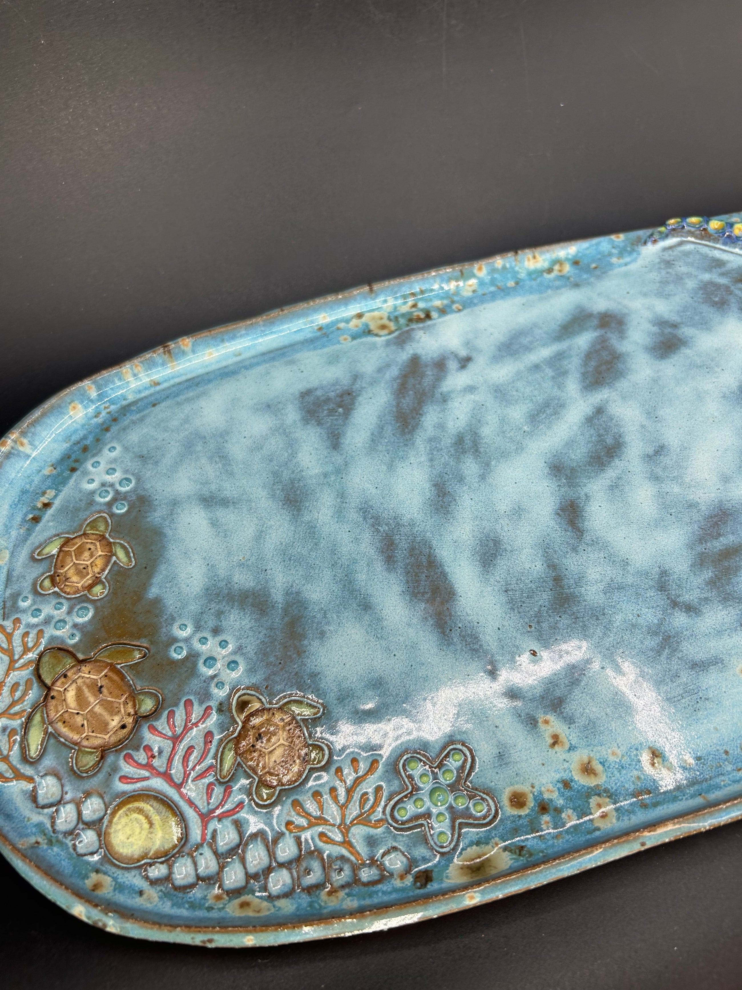 NEW - LARGE CHARCUTERIE BOARD - octopus tentacle / turtles