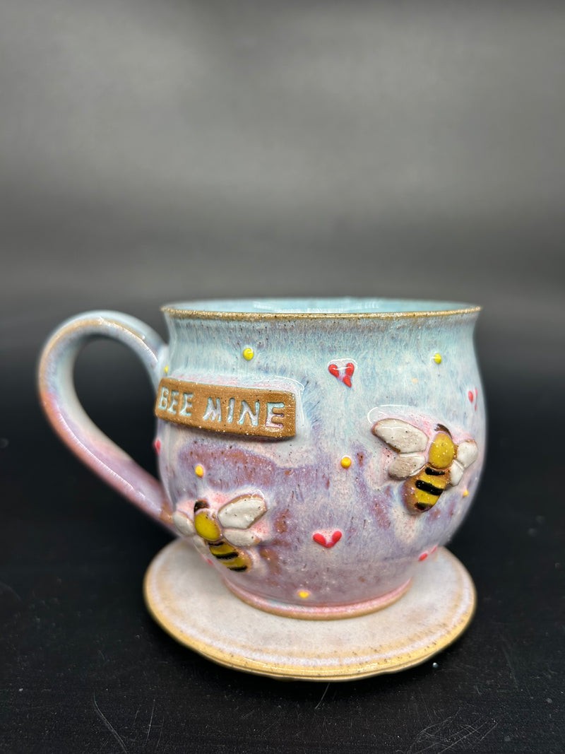 MEDIUM bee mug 8