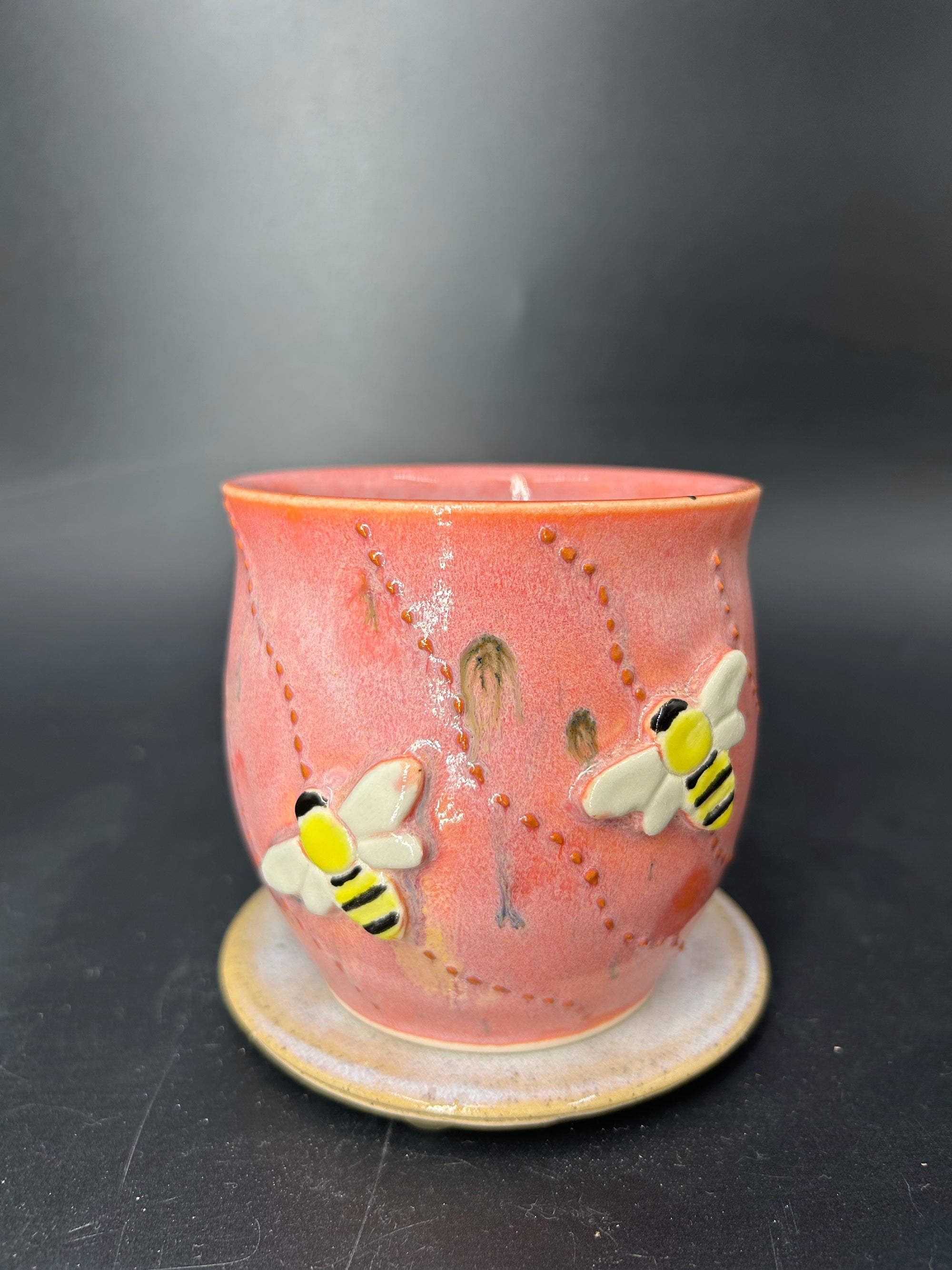 MEDIUM bee TUMBLER