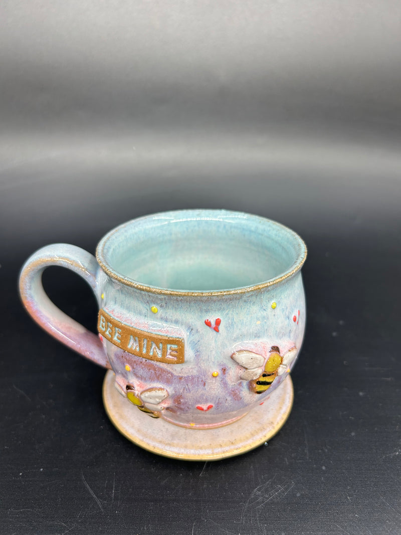 MEDIUM bee mug 8