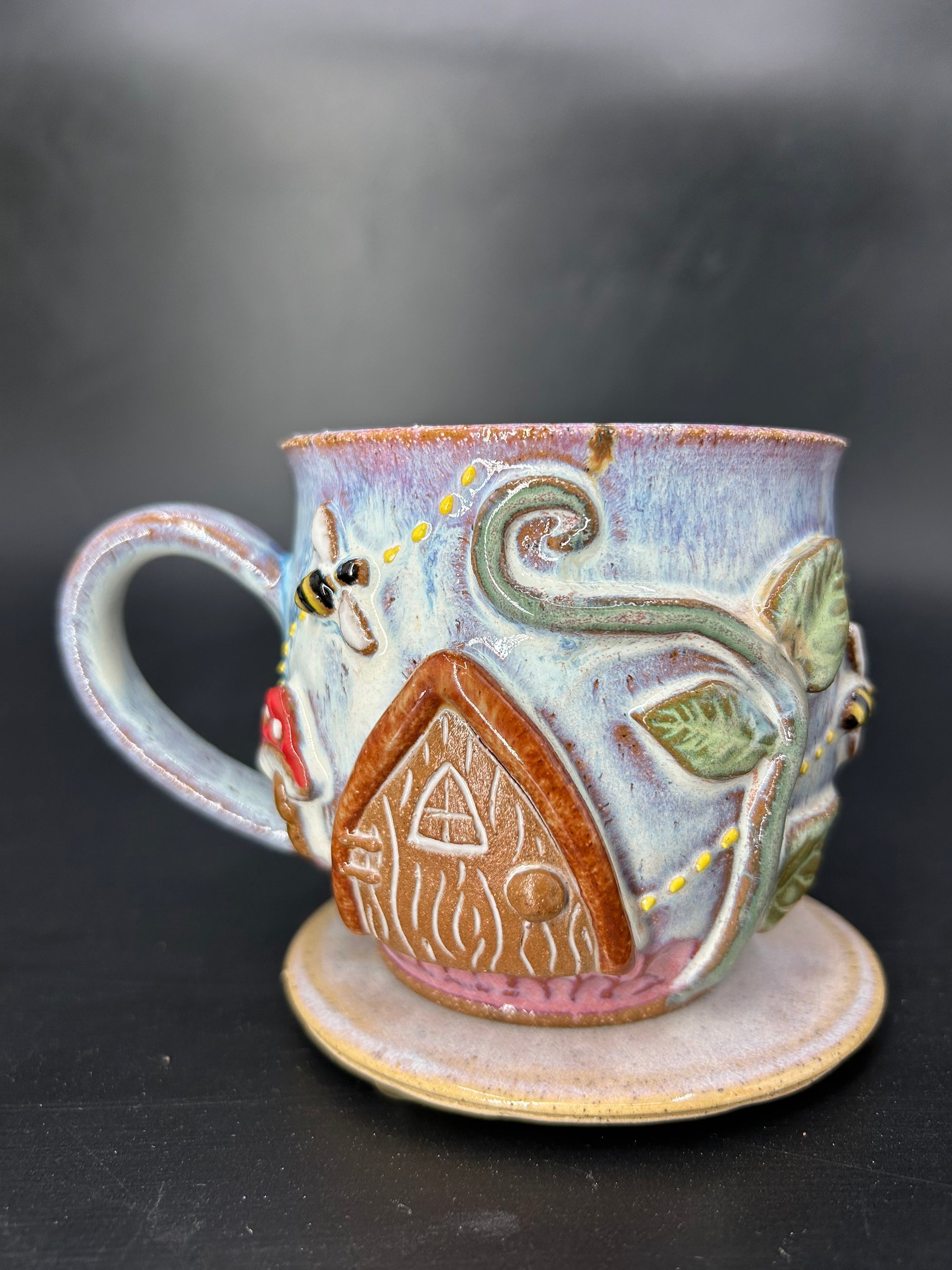 MEDIUM fairy door / vine / mushroom / bee mug 7