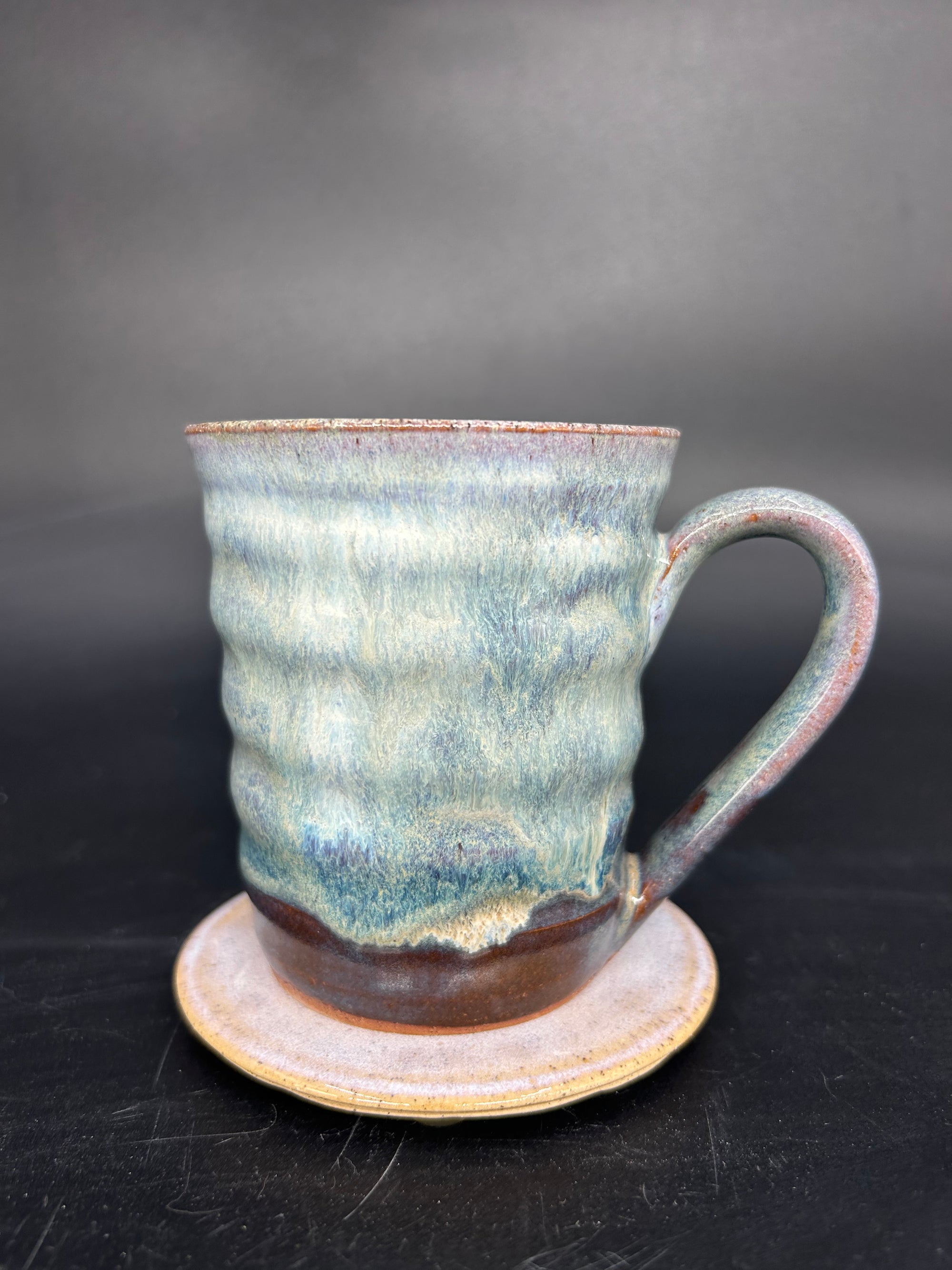MEDIUM Ribbed Bubble mug 1