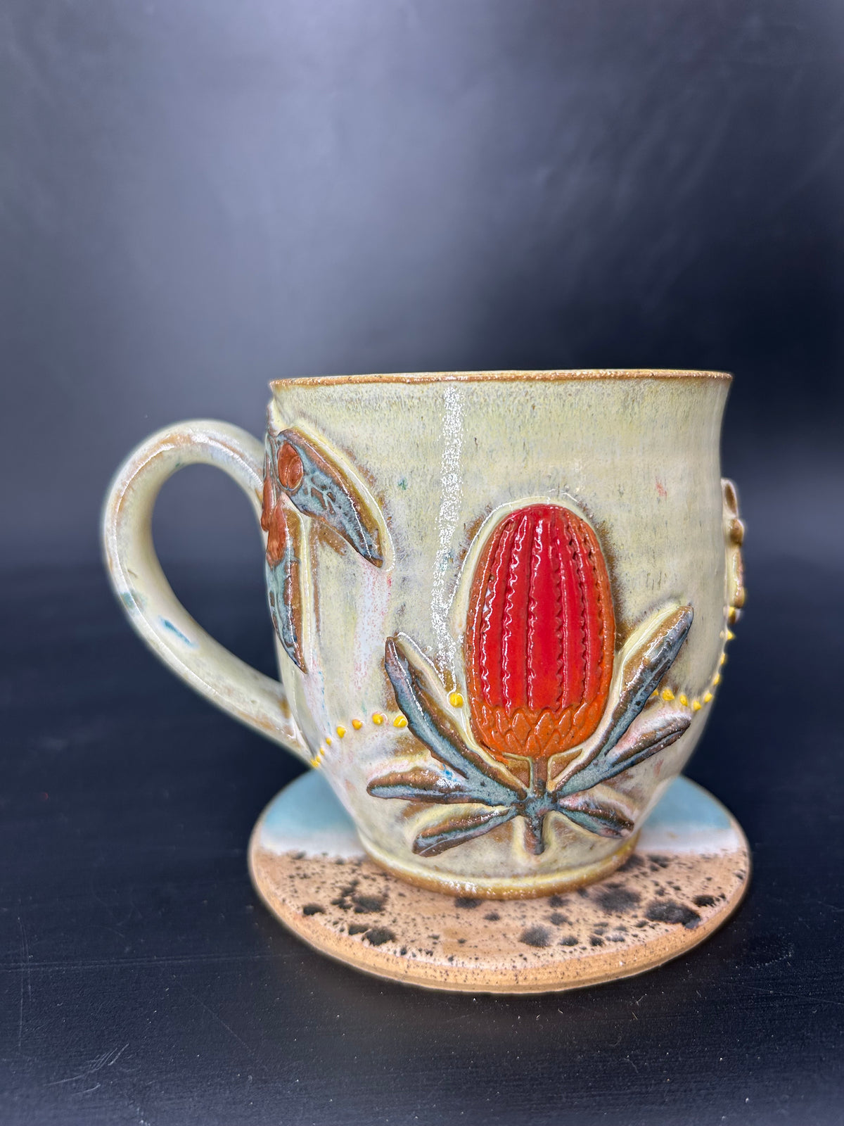 MEDIUM banksia gumnut / bee mug 5
