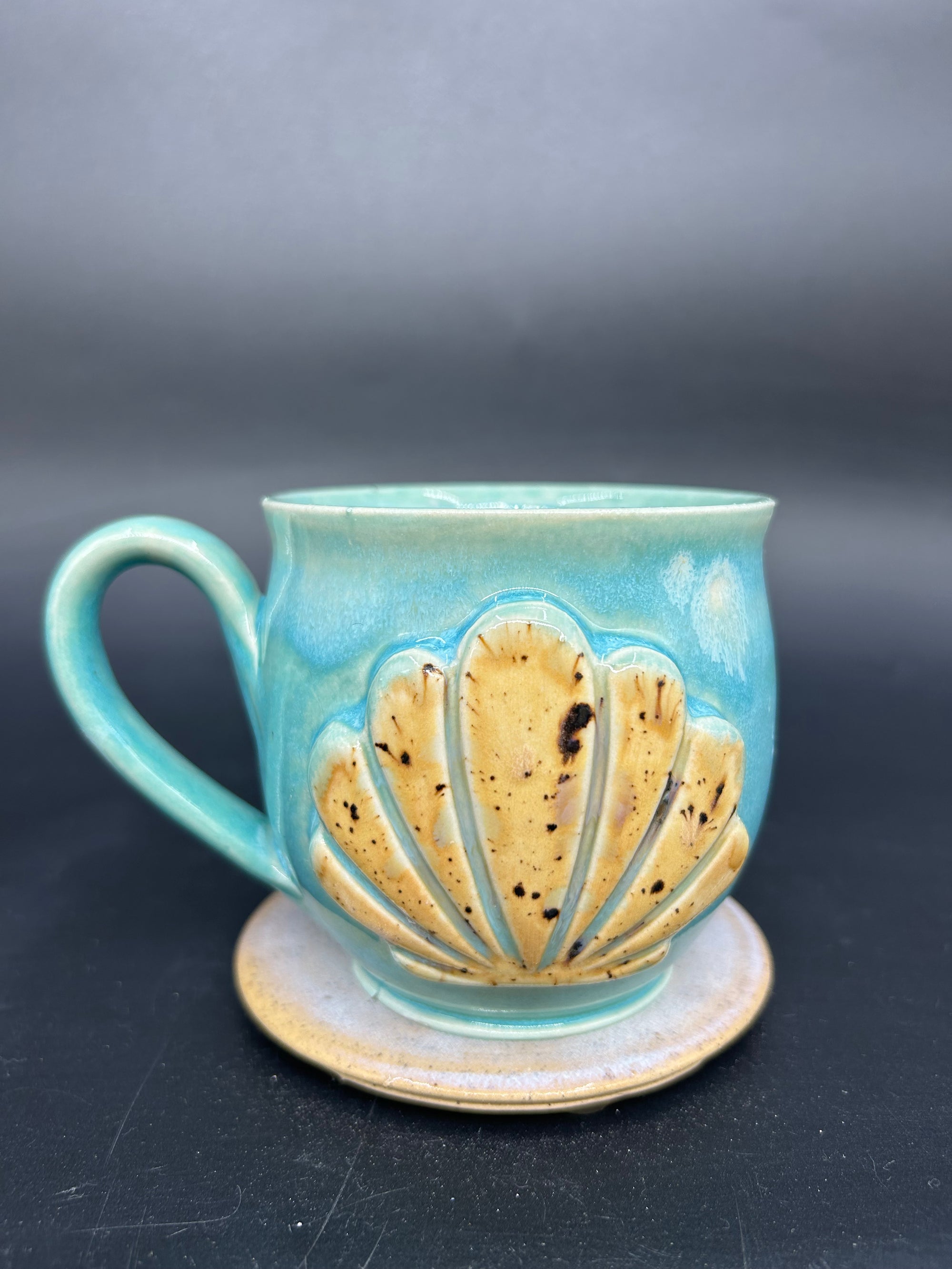 IMPERFECT - MEDIUM shell mug 8