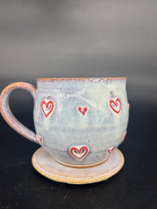 MEDIUM Heart shape mug 1