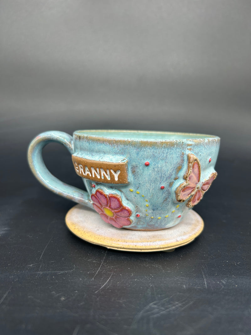 SMALL flower/butterfly cup - GRANNY