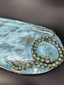 NEW - LARGE CHARCUTERIE BOARD - octopus tentacle / turtles