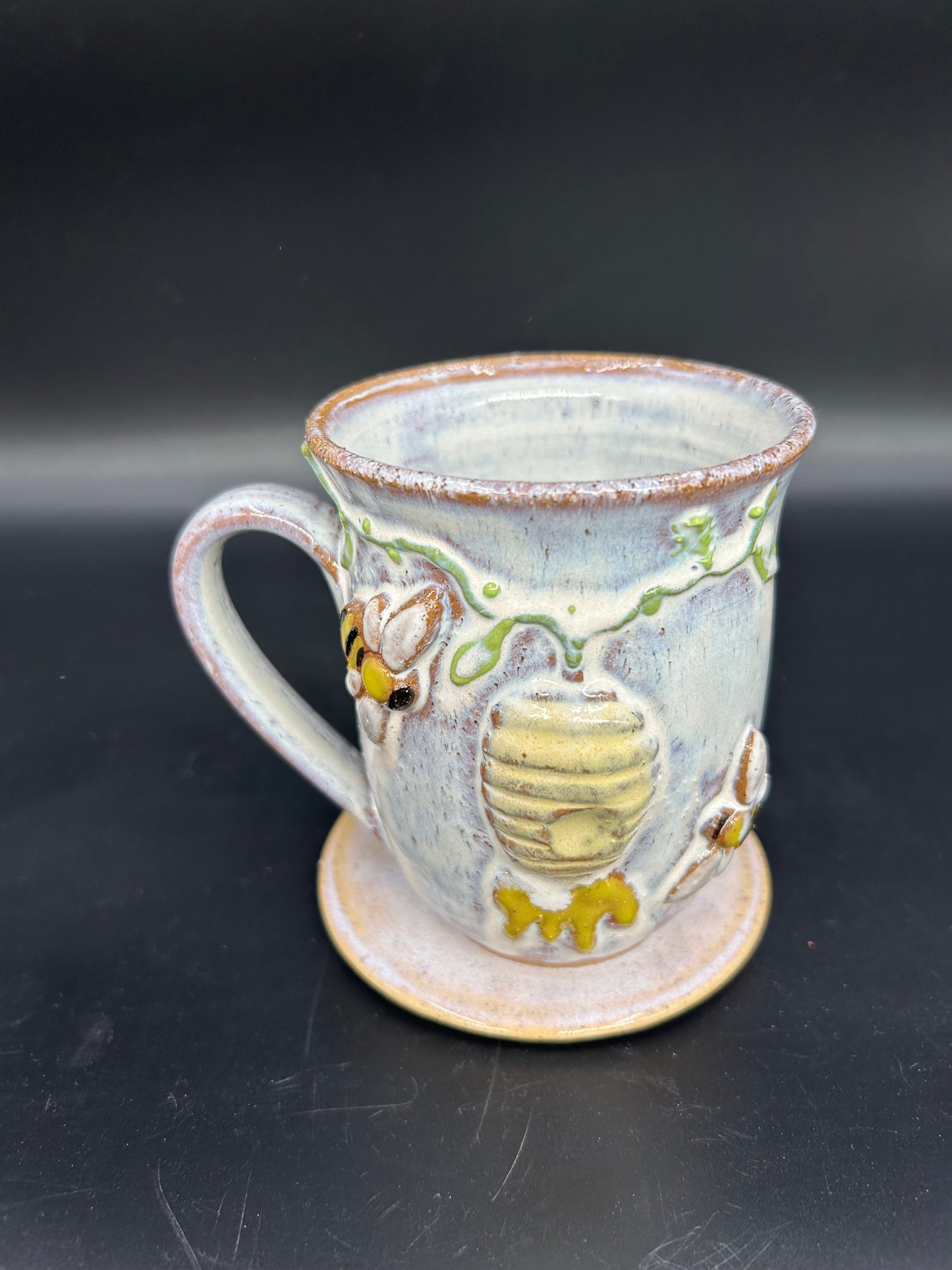 MEDIUM Bee Hive Mug 7